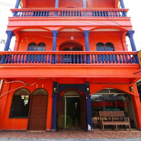 Wisma Yuli Syariah Otel Medan Dış mekan fotoğraf