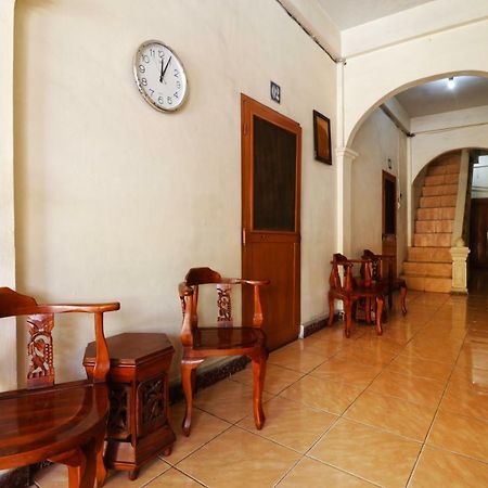 Wisma Yuli Syariah Otel Medan Dış mekan fotoğraf