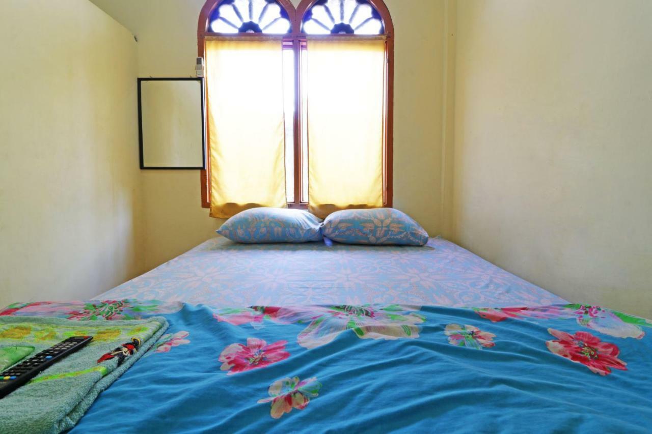 Wisma Yuli Syariah Otel Medan Dış mekan fotoğraf