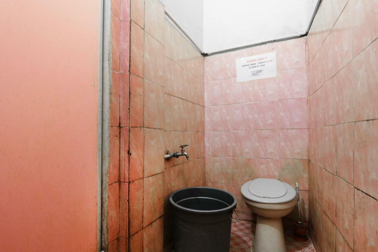 Wisma Yuli Syariah Otel Medan Dış mekan fotoğraf