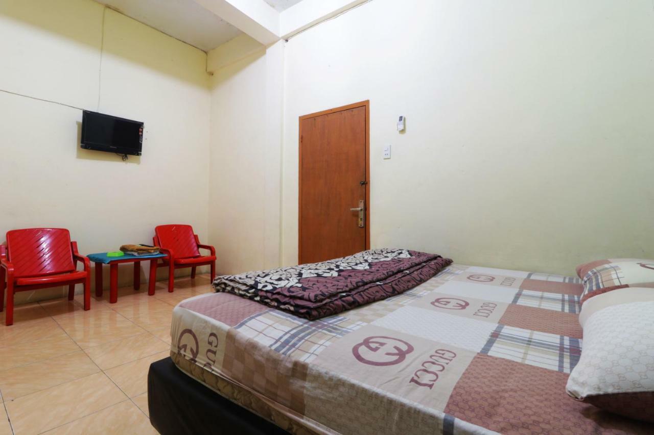 Wisma Yuli Syariah Otel Medan Dış mekan fotoğraf